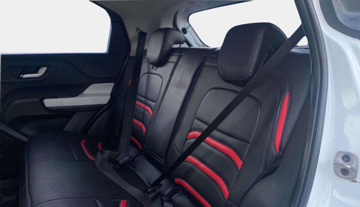 2022 Tata PUNCH CREATIVE  1.2 RTN DUAL TONE, Petrol, Manual, 41,753 km, Right Side Rear Door Cabin