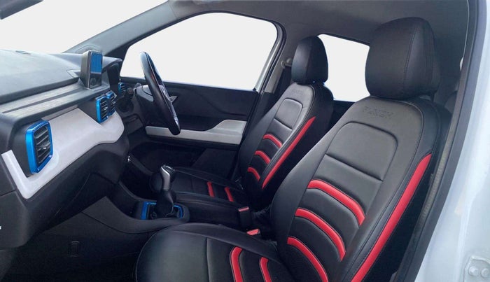 2022 Tata PUNCH CREATIVE  1.2 RTN DUAL TONE, Petrol, Manual, 41,753 km, Right Side Front Door Cabin