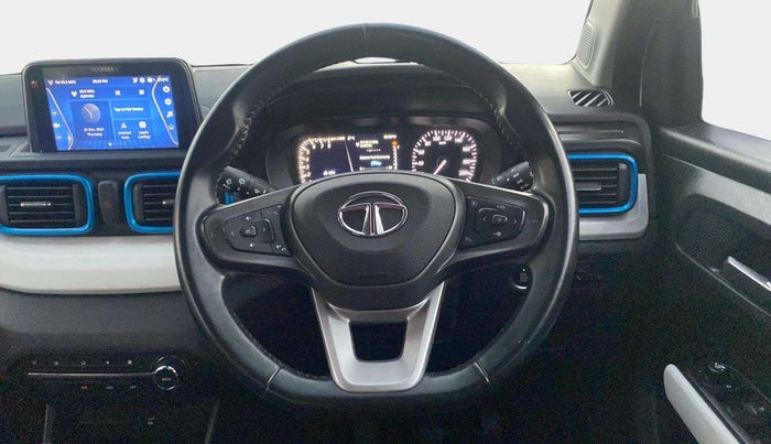 2022 Tata PUNCH CREATIVE  1.2 RTN DUAL TONE, Petrol, Manual, 41,753 km, Steering Wheel Close Up