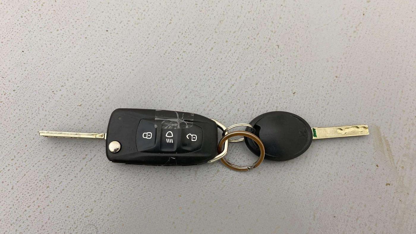 2019 Tata Tiago XZ PETROL, Petrol, Manual, 29,412 km, Key Close Up