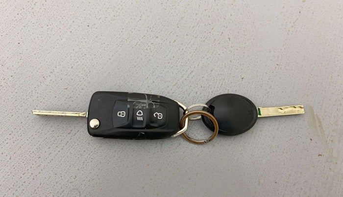 2019 Tata Tiago XZ PETROL, Petrol, Manual, 29,412 km, Key Close Up