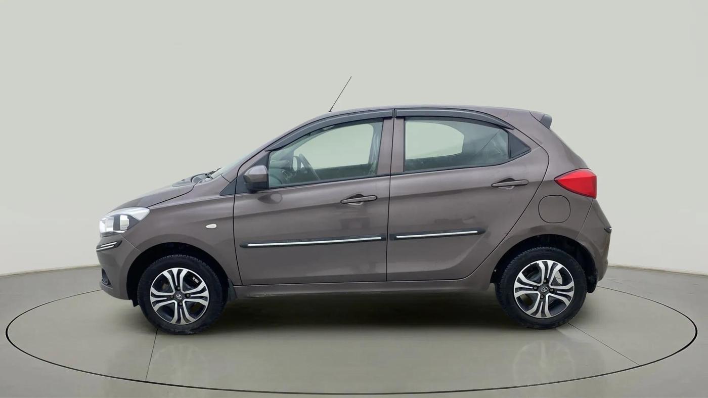2019 Tata Tiago XZ PETROL, Petrol, Manual, 29,412 km, Left Side