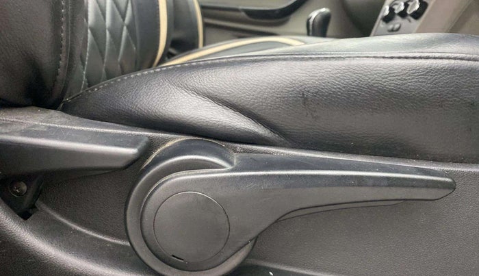 2016 Tata Tiago XZ PETROL, Petrol, Manual, 23,835 km, Driver Side Adjustment Panel