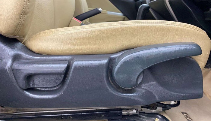 2016 Honda City 1.5L I-VTEC VX CVT, Petrol, Automatic, 80,009 km, Driver Side Adjustment Panel