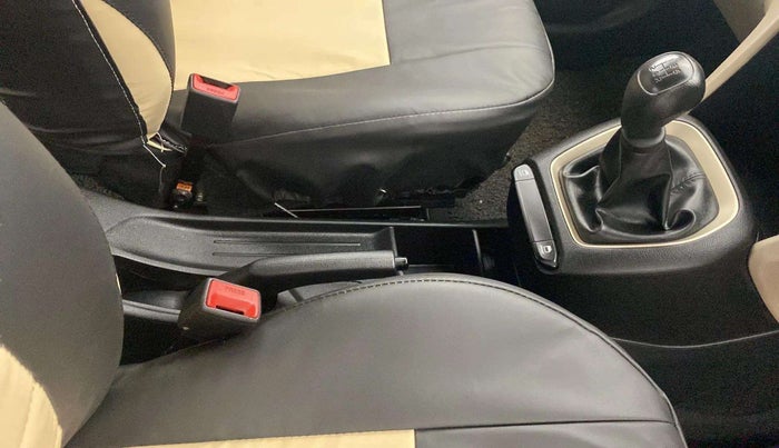 2019 Hyundai NEW SANTRO ERA, Petrol, Manual, 44,084 km, Gear Lever