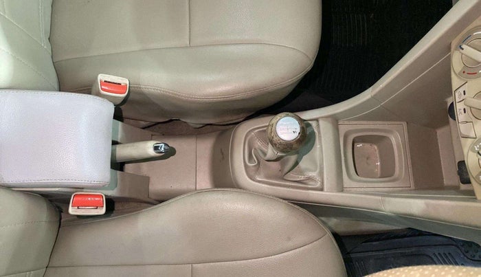 2015 Maruti Ertiga VXI CNG, CNG, Manual, 64,495 km, Gear Lever