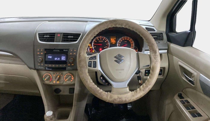 2015 Maruti Ertiga VXI CNG, CNG, Manual, 64,495 km, Steering Wheel Close Up