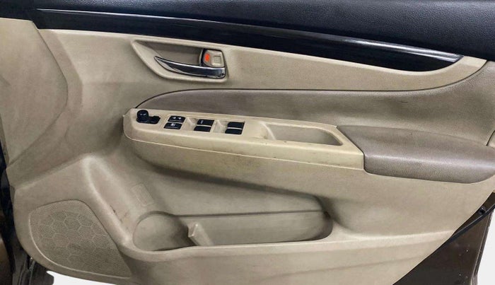 2015 Maruti Ciaz ZXI AT, Petrol, Automatic, 1,04,739 km, Driver Side Adjustment Panel