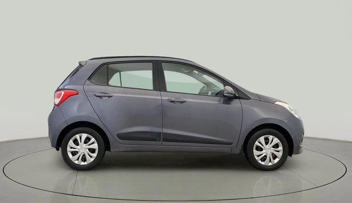 2016 Hyundai Grand i10 Sports plus 1.2, Petrol, Manual, 67,263 km, Right Side View