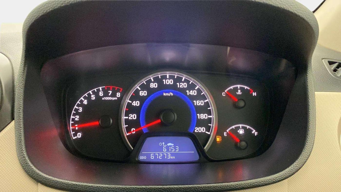 2016 Hyundai Grand i10 Sports plus 1.2, Petrol, Manual, 67,263 km, Odometer Image