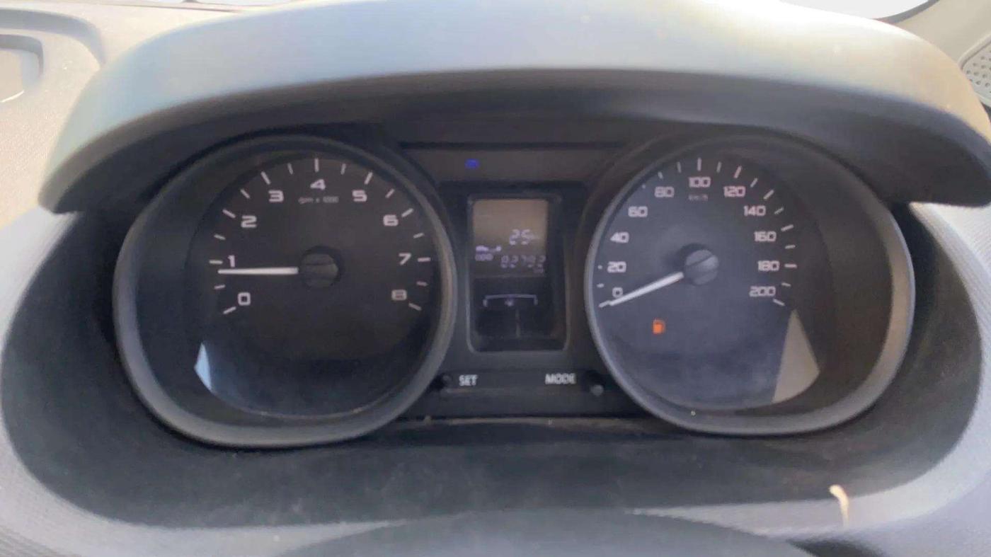 2017 Tata Tiago XT PETROL, Petrol, Manual, 82,794 km, Odometer Image