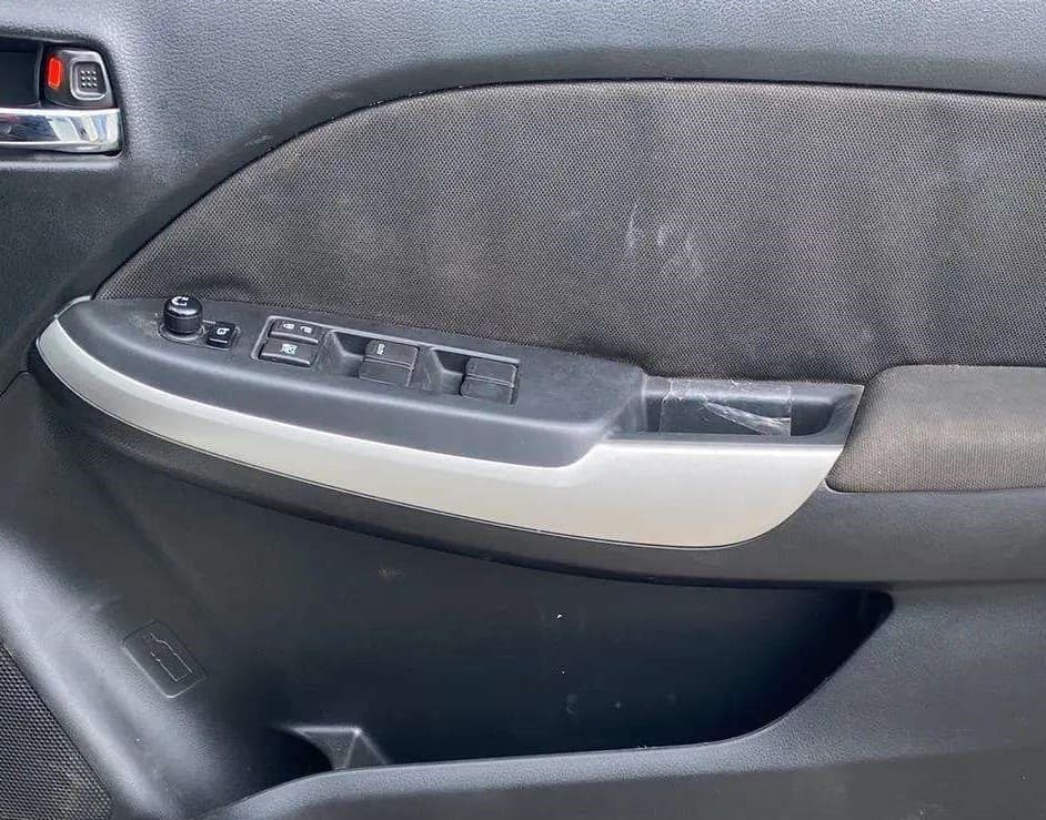 2016 Maruti Baleno ZETA PETROL 1.2, Petrol, Manual, 32,702 km, Driver Side Door Panels Control