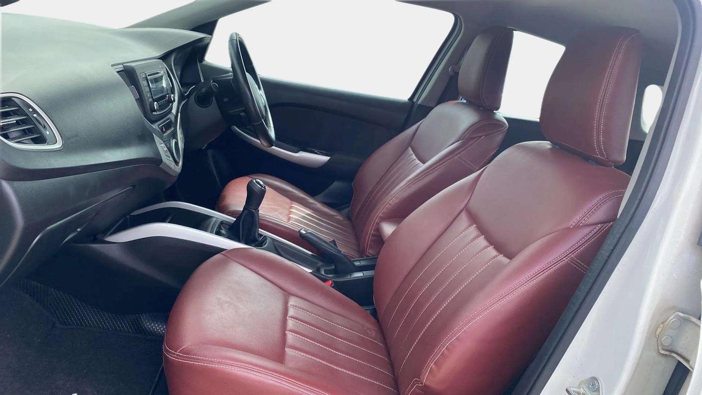 2016 Maruti Baleno ZETA PETROL 1.2, Petrol, Manual, 32,702 km, Right Side Front Door Cabin