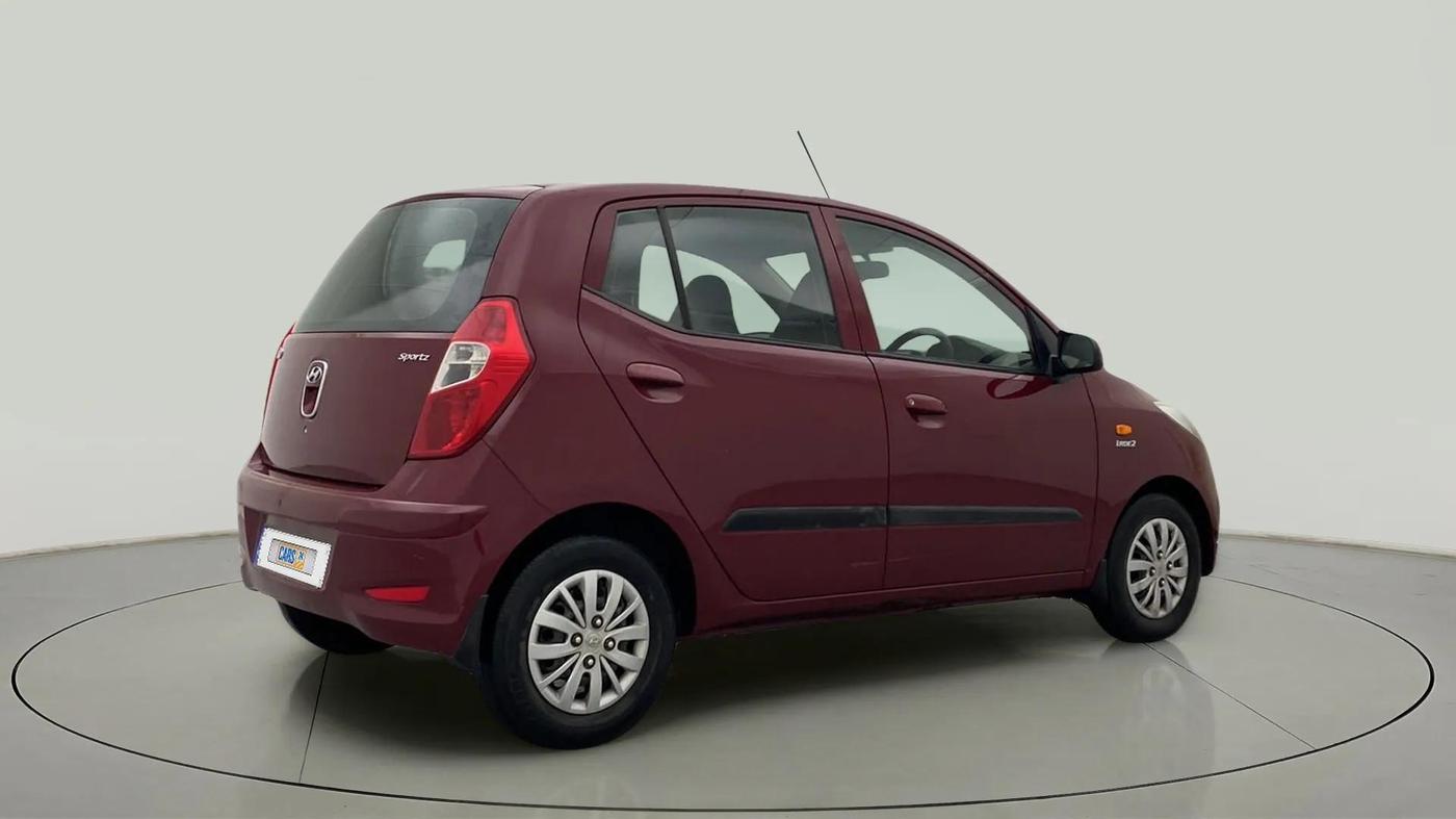 2016 Hyundai i10 SPORTZ 1.1, Petrol, Manual, 43,098 km, Right Back Diagonal