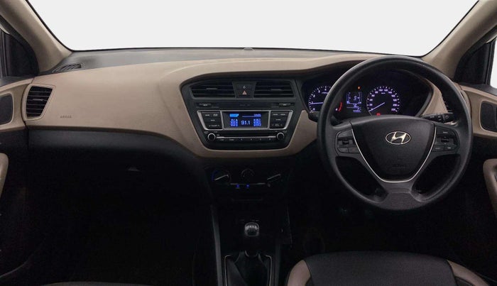 2016 Hyundai Elite i20 MAGNA 1.2, CNG, Manual, 92,656 km, Dashboard