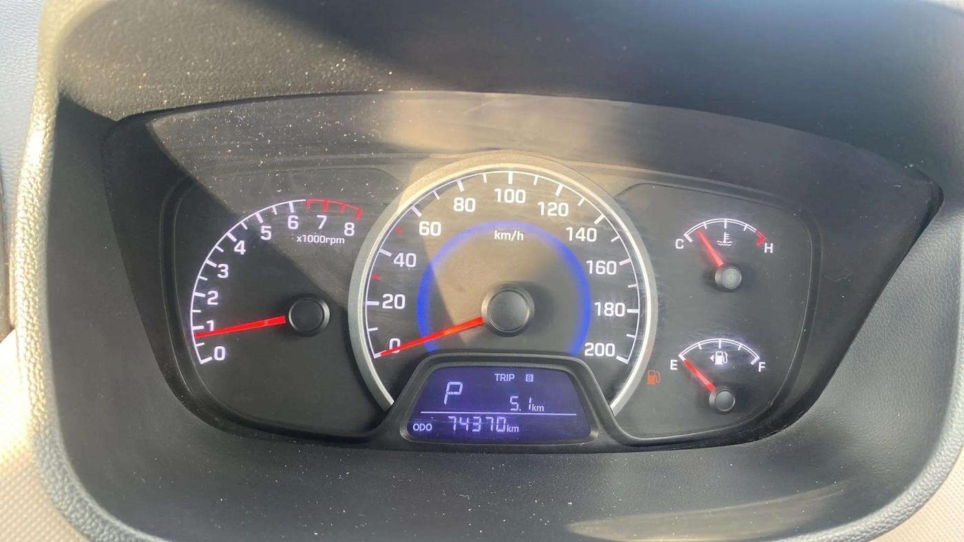 2019 Hyundai Grand i10 SPORTZ AT 1.2 KAPPA VTVT, Petrol, Automatic, 74,502 km, Odometer Image