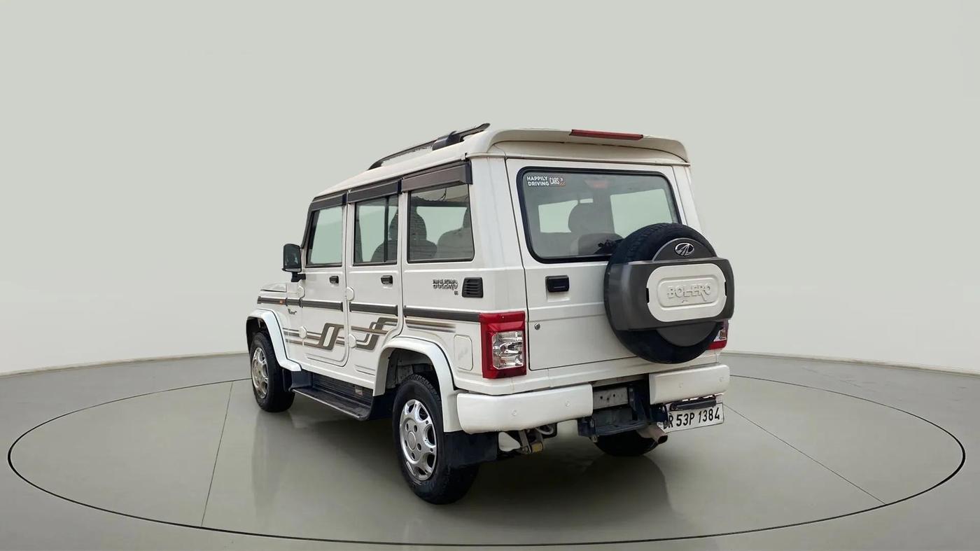2021 Mahindra Bolero B6 (O), Diesel, Manual, 61,565 km, Left Back Diagonal