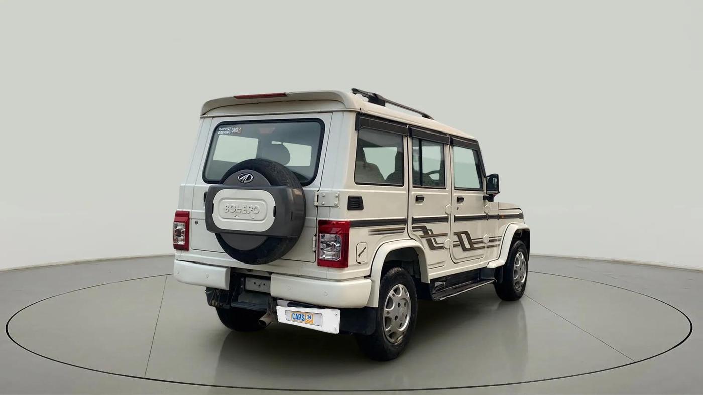 2021 Mahindra Bolero B6 (O), Diesel, Manual, 61,565 km, Right Back Diagonal