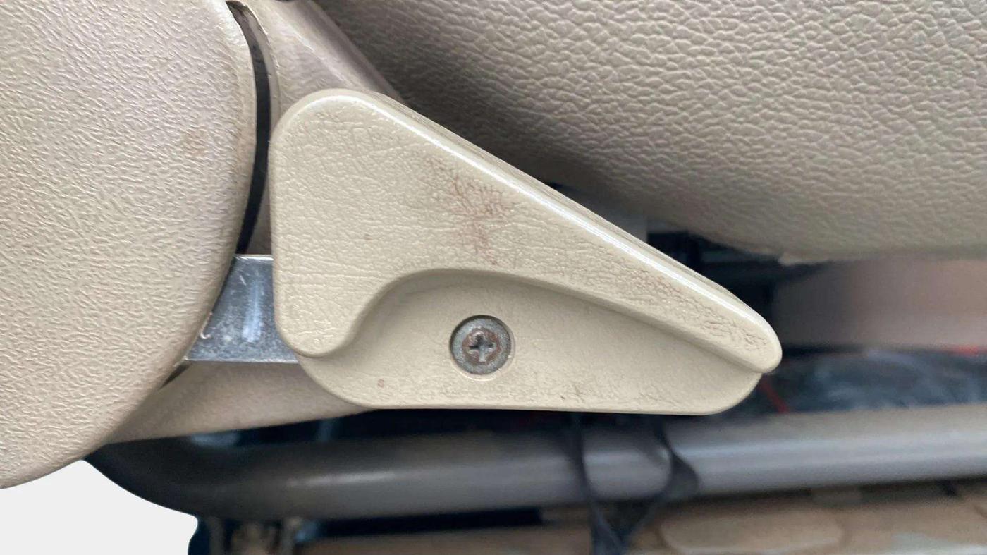2021 Mahindra Bolero B6 (O), Diesel, Manual, 61,565 km, Driver Side Adjustment Panel
