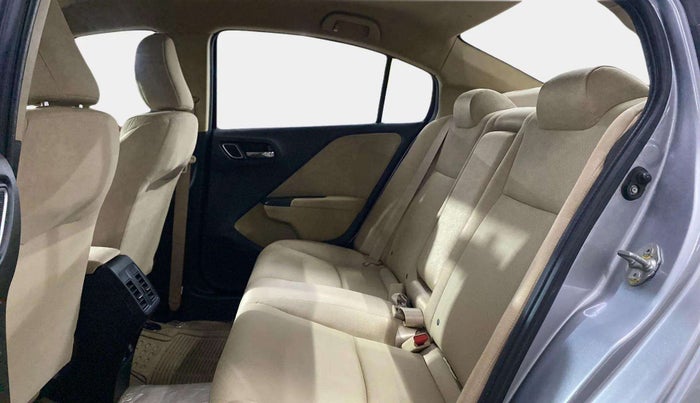 2020 Honda City 1.5L I-VTEC V MT, Petrol, Manual, 18,532 km, Right Side Rear Door Cabin