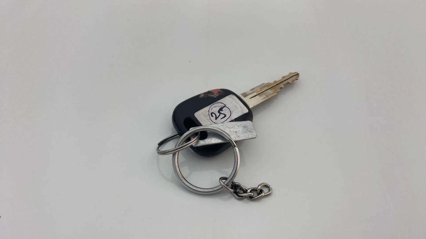 2019 Maruti Alto 800 LXI, Petrol, Manual, 18,467 km, Key Close Up