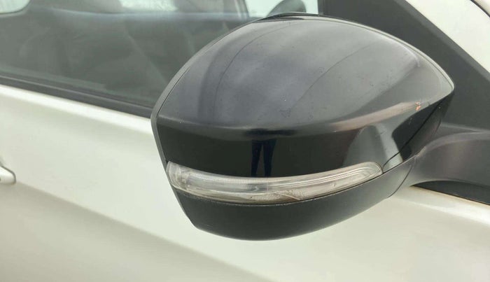 2022 Tata Tiago XZ PLUS DUAL TONE PETROL, Petrol, Manual, 24,373 km, Right rear-view mirror - Indicator light has minor damage