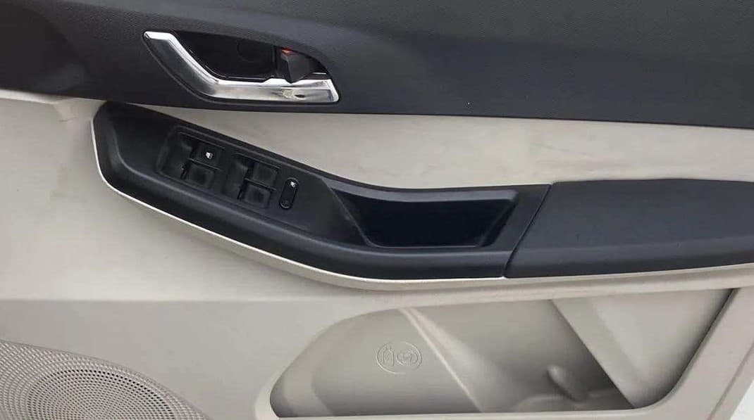 2022 Tata Tiago XZ PLUS DUAL TONE PETROL, Petrol, Manual, 24,373 km, Driver Side Door Panels Control