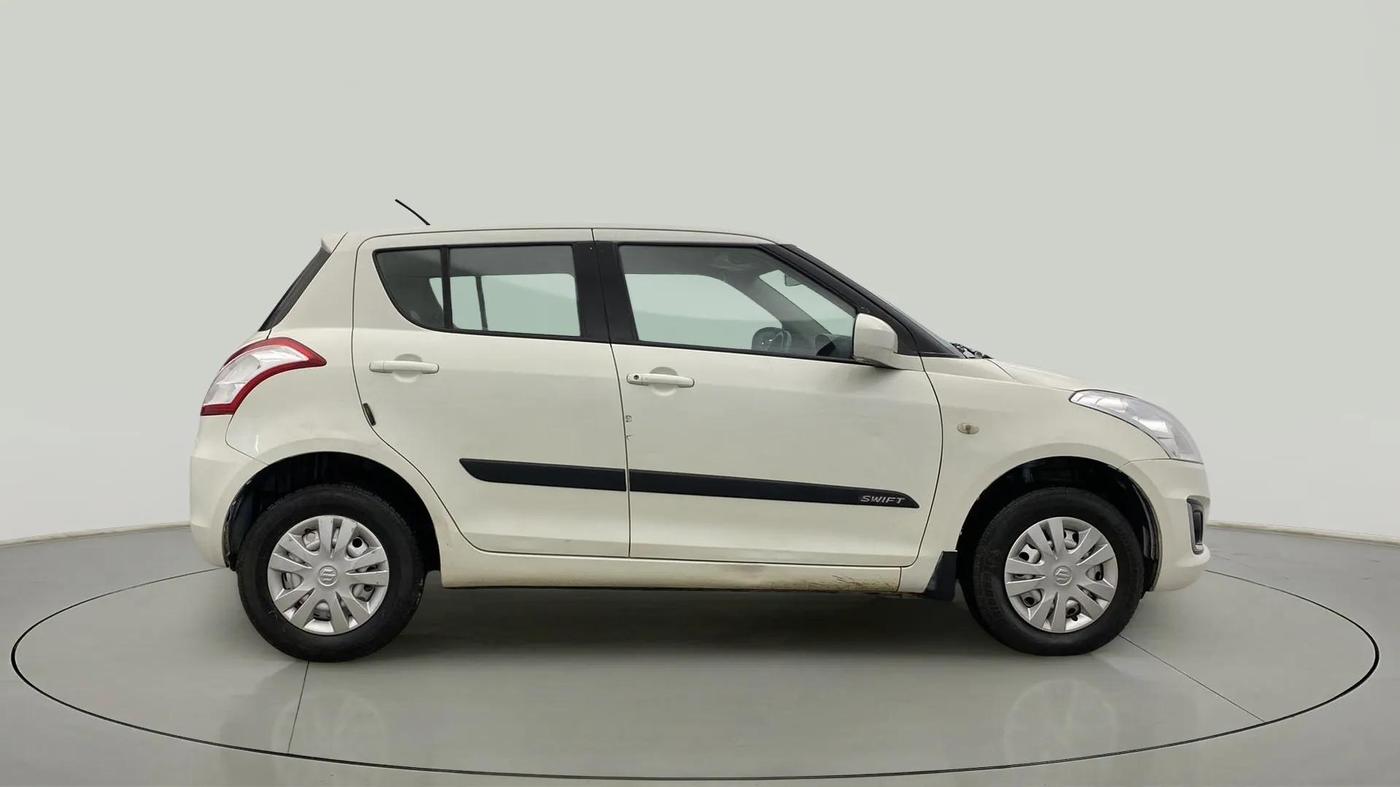 2017 Maruti Swift LXI (O), Petrol, Manual, 29,820 km, Right Side View