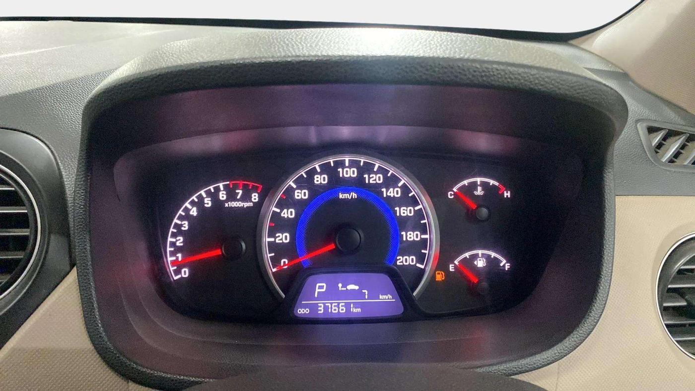 2018 Hyundai Grand i10 SPORTZ (O) AT 1.2 KAPPA VTVT, Petrol, Automatic, 37,720 km, Odometer Image