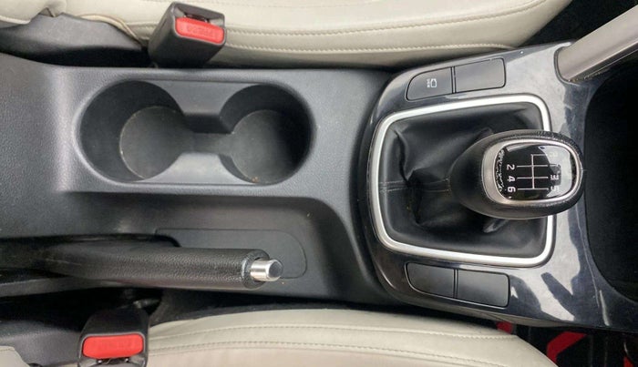 2020 KIA SELTOS HTX 1.5 PETROL, Petrol, Manual, 52,510 km, Gear Lever