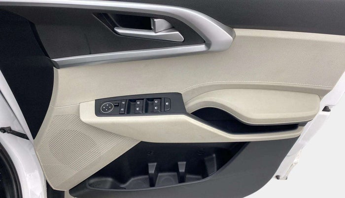 2022 KIA CARENS PRESTIGE 1.4 PETROL 7 STR, Petrol, Manual, 21,608 km, Driver Side Door Panels Control