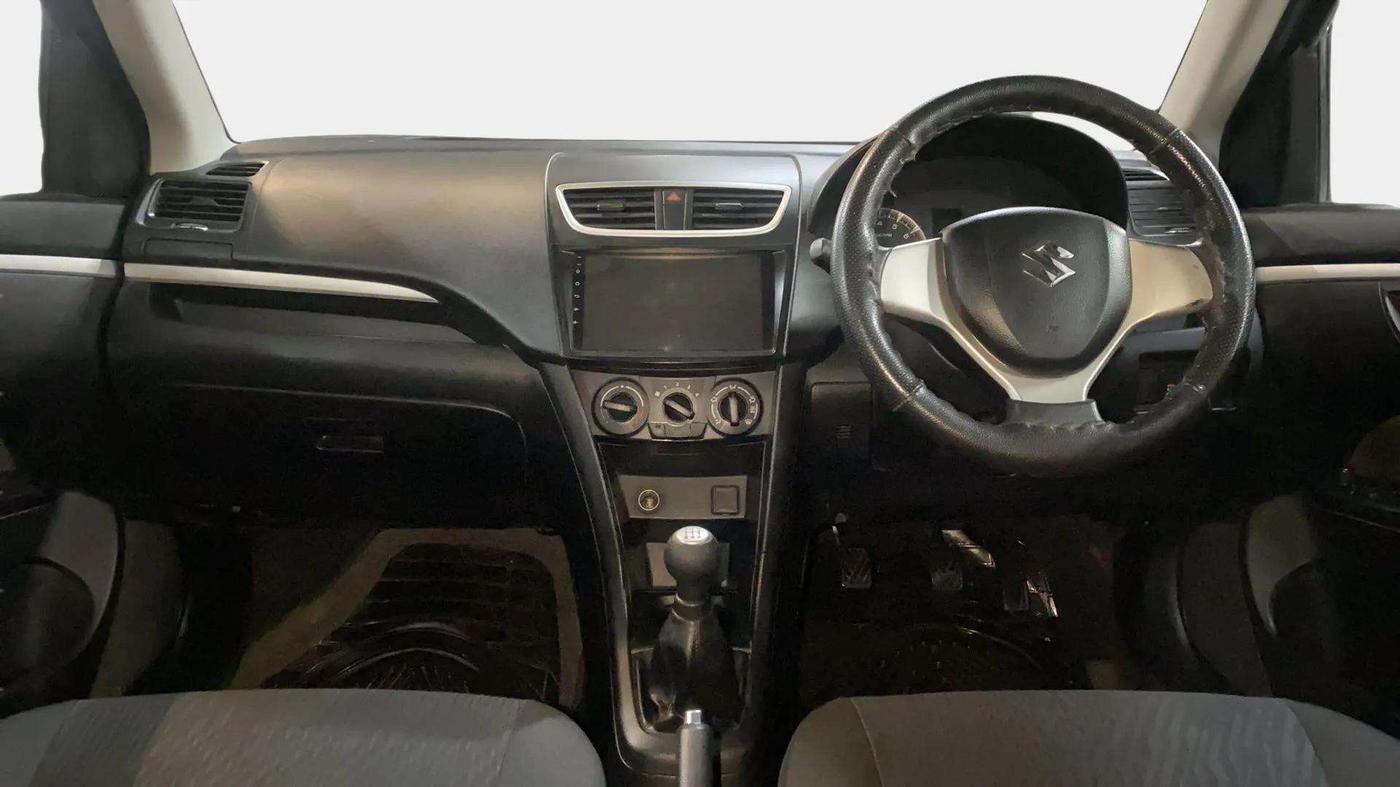 2016 Maruti Swift VXI, Petrol, Manual, 91,716 km, Dashboard