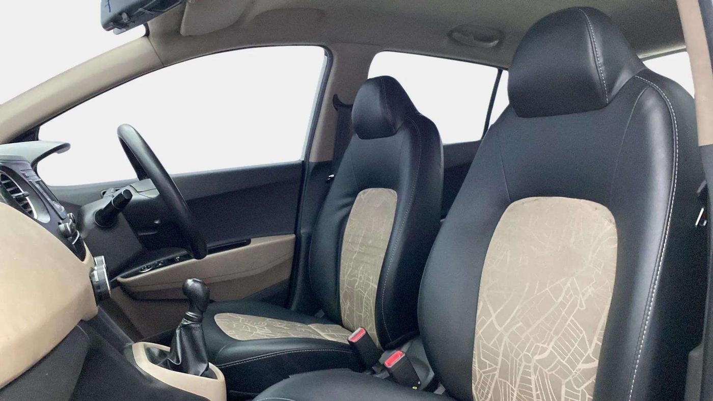 2019 Hyundai Grand i10 MAGNA 1.2 KAPPA VTVT, Petrol, Manual, 90,482 km, Right Side Front Door Cabin