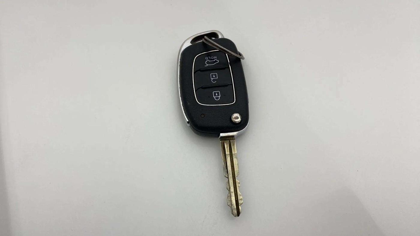 2019 Hyundai Elite i20 SPORTZ PLUS 1.2, Petrol, Manual, 59,988 km, Key Close Up