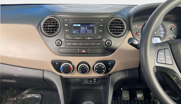 2017 Hyundai Xcent E+, Petrol, Manual, 38,228 km, Air Conditioner