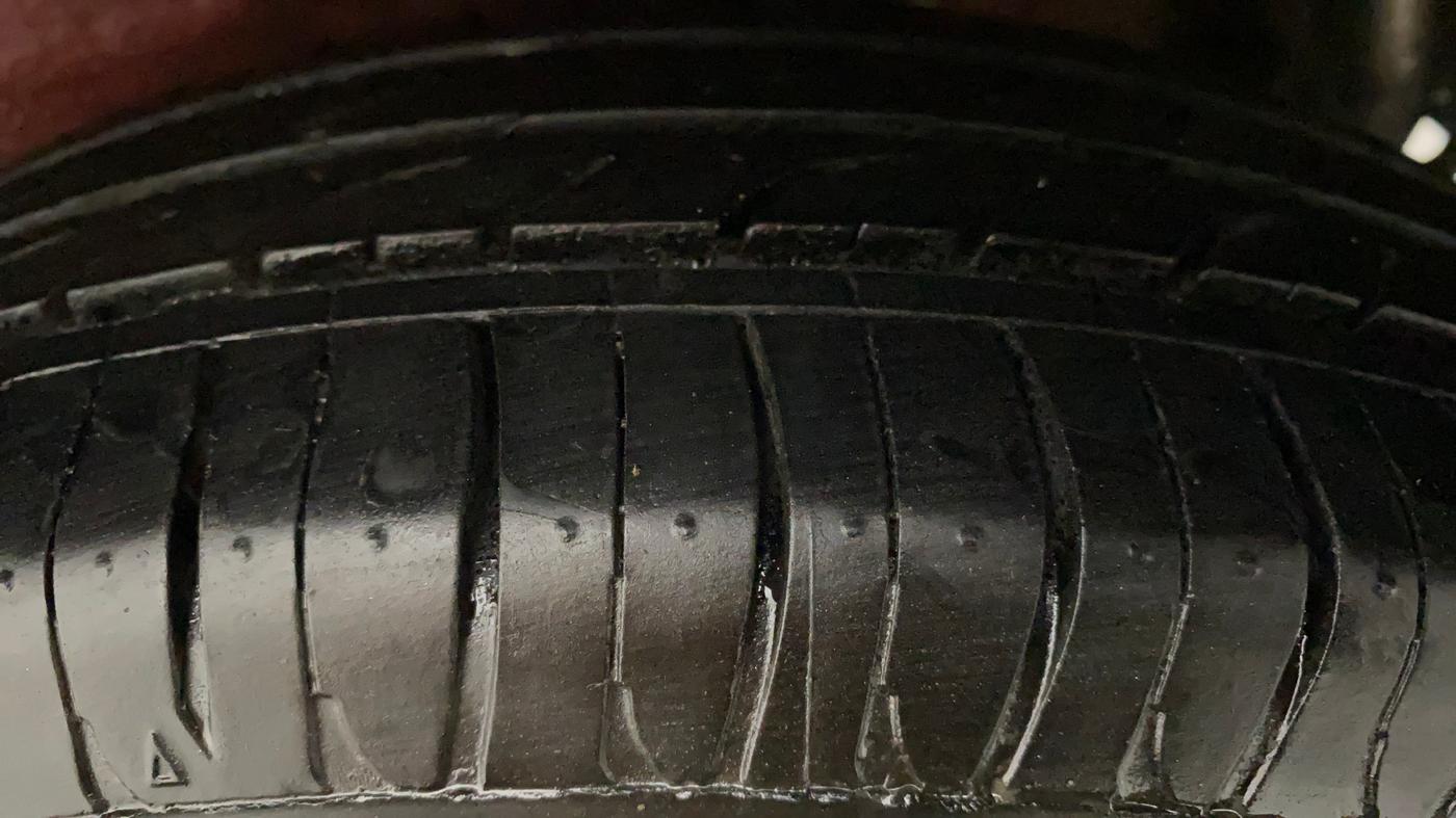 2016 Maruti Celerio ZXI AMT ABS, Petrol, Automatic, 70,699 km, Left Rear Tyre Tread