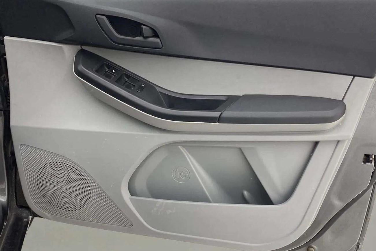 2022 Tata Tiago XT (O) PETROL, Petrol, Manual, 17,552 km, Driver Side Door Panels Control