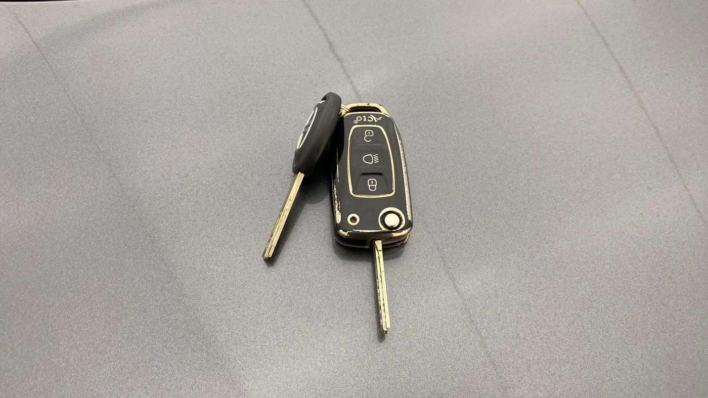 2022 Tata Tiago XT (O) PETROL, Petrol, Manual, 17,552 km, Key Close Up