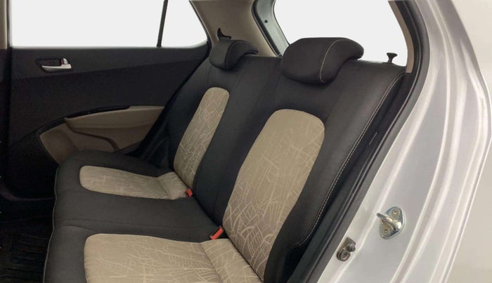 2015 Hyundai Grand i10 ASTA AT 1.2 KAPPA VTVT, Petrol, Automatic, 55,380 km, Right Side Rear Door Cabin