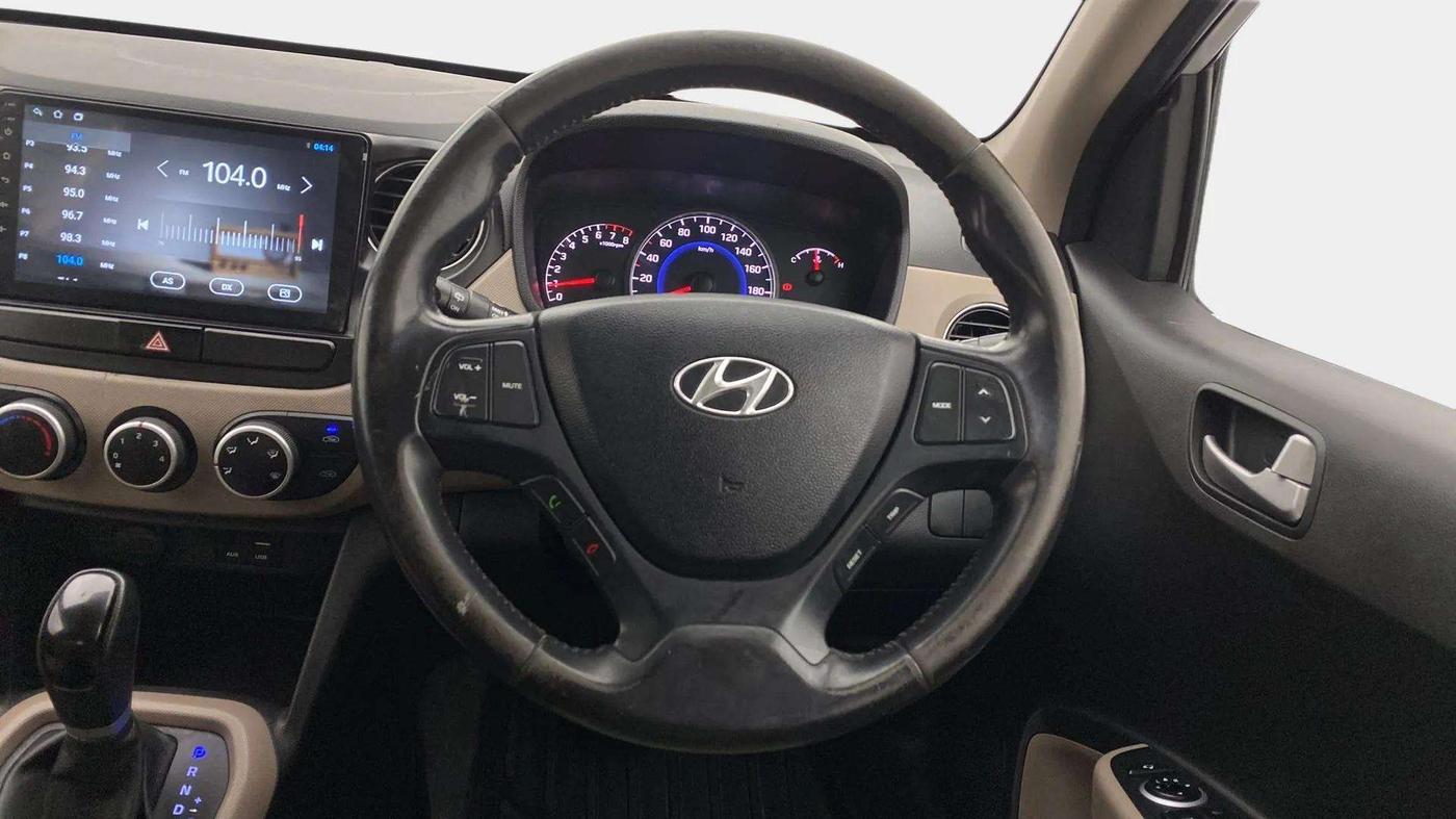 2015 Hyundai Grand i10 ASTA AT 1.2 KAPPA VTVT, Petrol, Automatic, 55,380 km, Steering Wheel Close Up