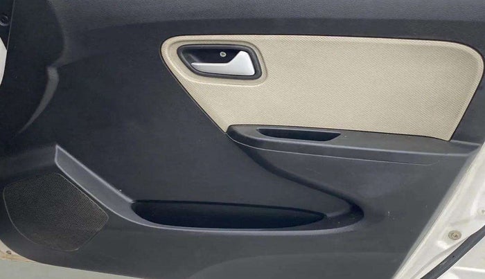 2020 Maruti Alto VXI, Petrol, Manual, 65,045 km, Driver Side Door Panels Control