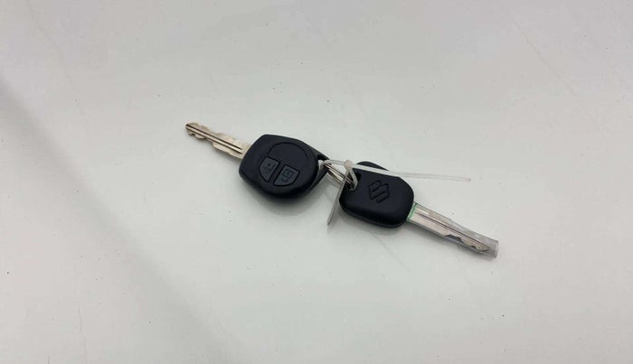 2020 Maruti Alto VXI, Petrol, Manual, 65,045 km, Key Close Up