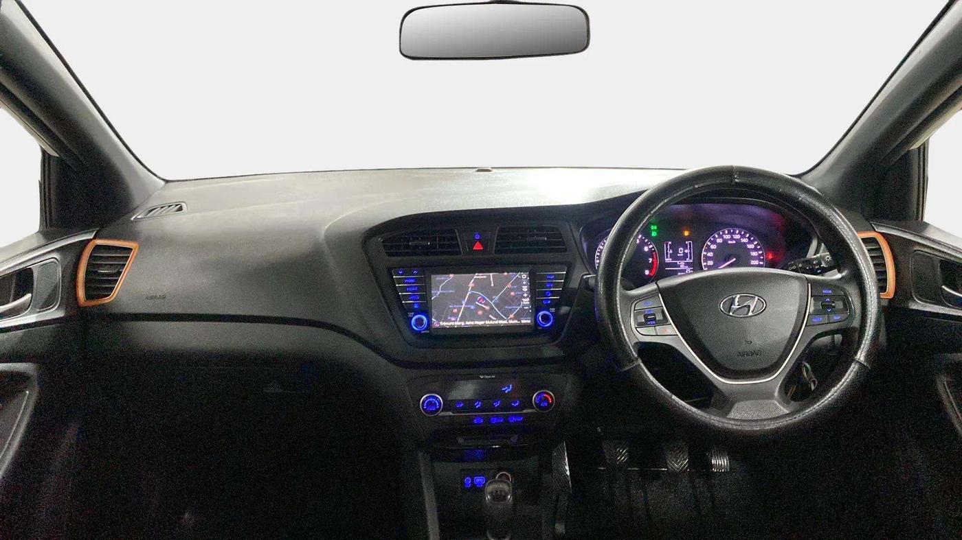 2017 Hyundai Elite i20 ASTA 1.2 DUAL TONE, Petrol, Manual, 88,326 km, Dashboard