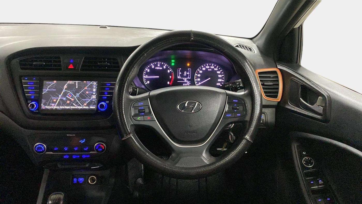 2017 Hyundai Elite i20 ASTA 1.2 DUAL TONE, Petrol, Manual, 88,326 km, Steering Wheel Close Up