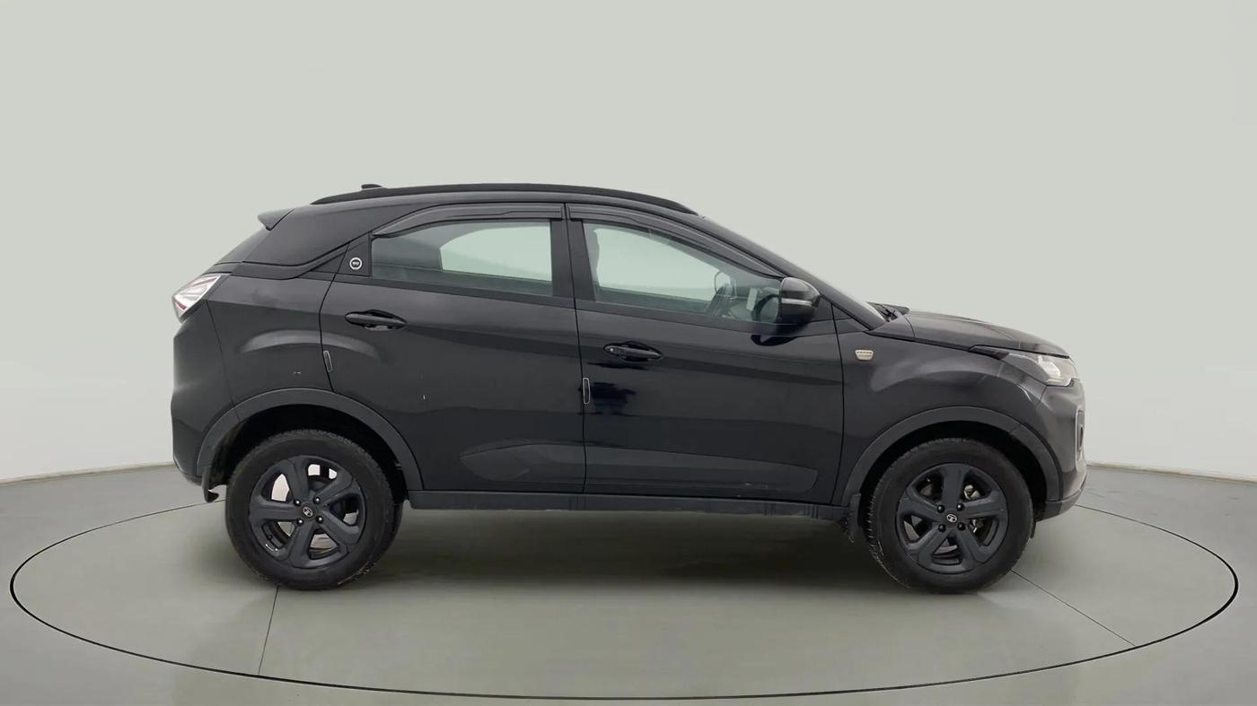 2023 Tata NEXON XZ PLUS LUX SUNROOF DARK DIESEL, Diesel, Manual, 32,731 km, Right Side View