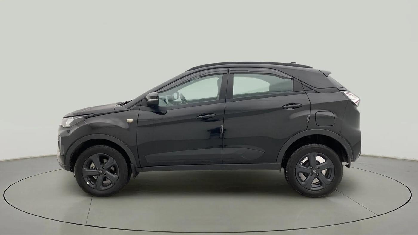 2023 Tata NEXON XZ PLUS LUX SUNROOF DARK DIESEL, Diesel, Manual, 32,731 km, Left Side