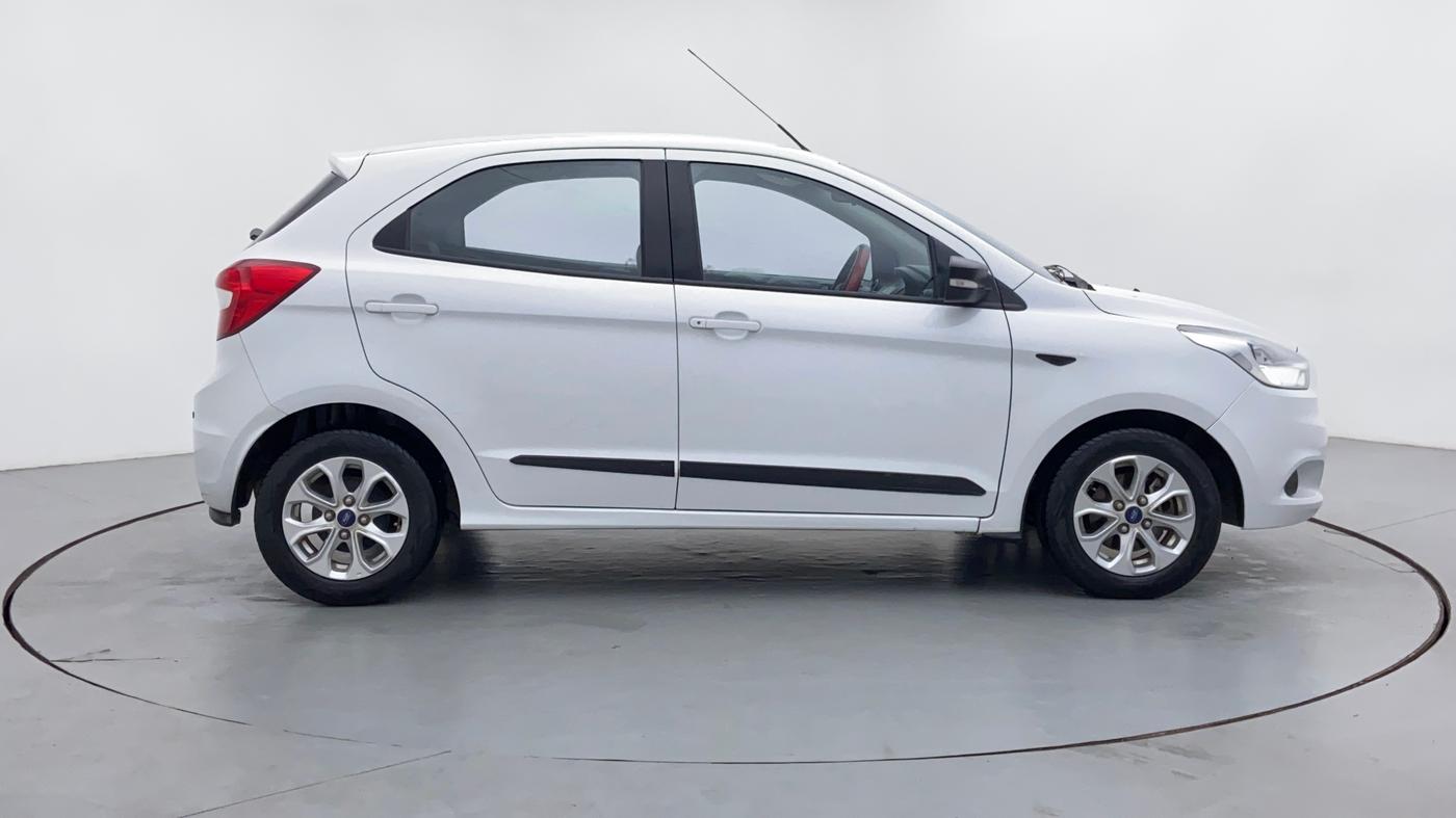 2017 Ford New Figo 1.2 TITANIUM, Petrol, Manual, 33,257 km, Right Side View