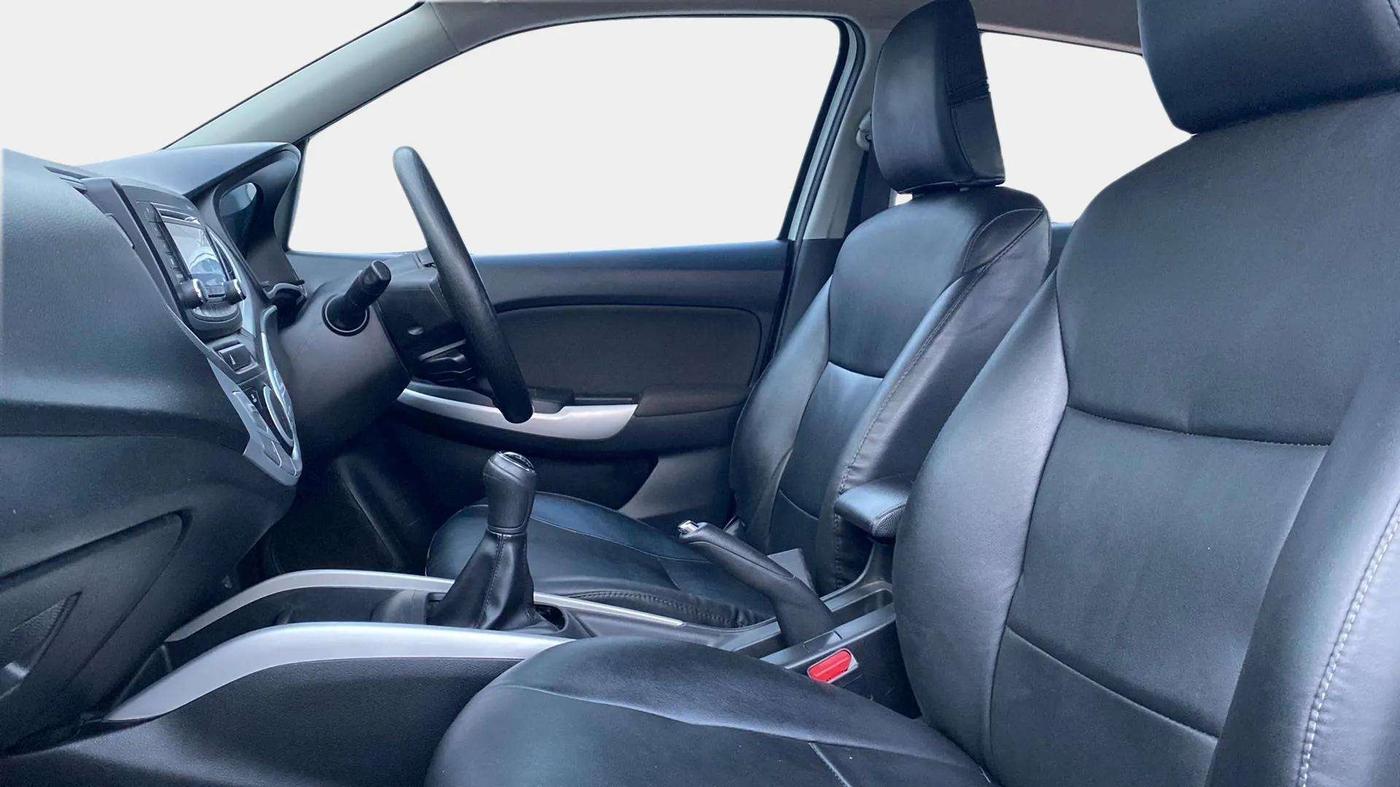 2017 Maruti Baleno DELTA PETROL 1.2, Petrol, Manual, 65,007 km, Right Side Front Door Cabin
