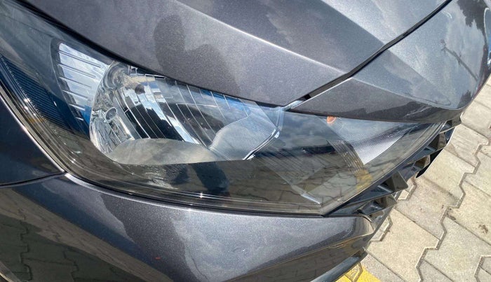 2021 Hyundai NEW I20 SPORTZ 1.2 MT, Petrol, Manual, 23,912 km, Right headlight - Minor scratches