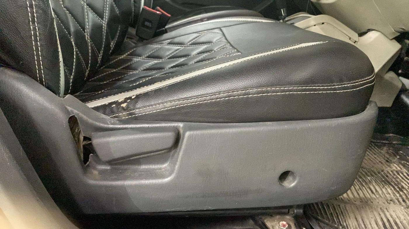 2018 Maruti Alto K10 VXI (O) AMT, Petrol, Automatic, 50,297 km, Driver Side Adjustment Panel